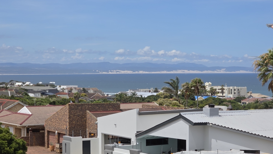 4 Bedroom Property for Sale in Noorsekloof Eastern Cape